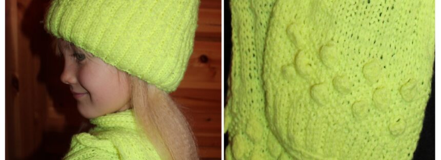 (Neon/Reflector) yellow Knitted hat & scarf